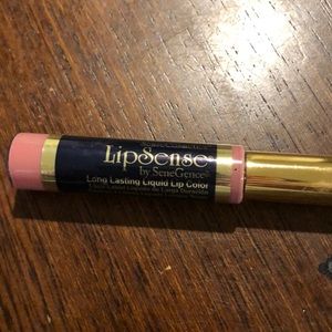 Lipsense